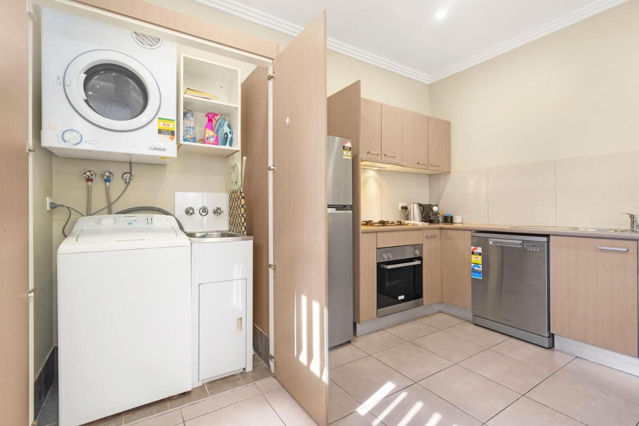 Newcastle Short Stay Accommodation - Birmingham Garden Townhouses Dış mekan fotoğraf