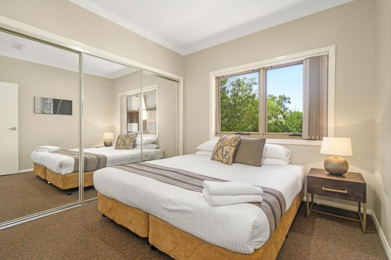 Newcastle Short Stay Accommodation - Birmingham Garden Townhouses Dış mekan fotoğraf