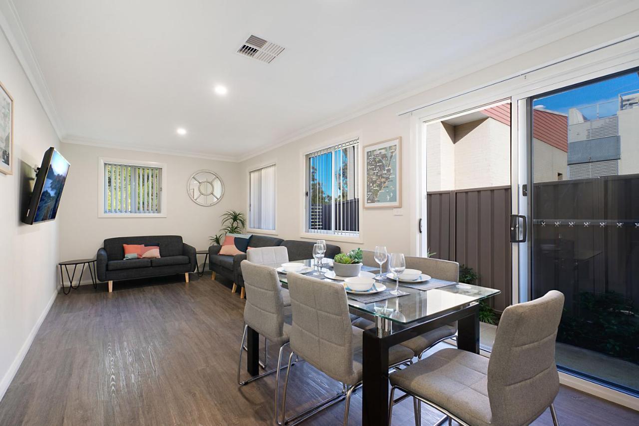 Newcastle Short Stay Accommodation - Birmingham Garden Townhouses Dış mekan fotoğraf