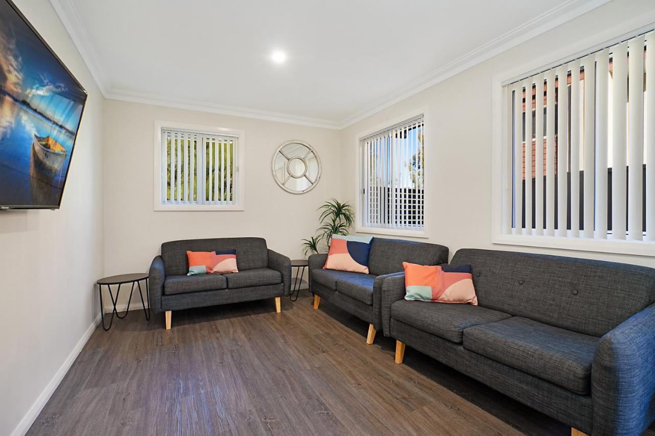 Newcastle Short Stay Accommodation - Birmingham Garden Townhouses Dış mekan fotoğraf
