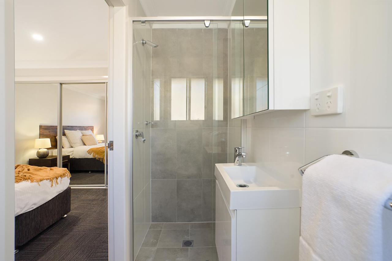 Newcastle Short Stay Accommodation - Birmingham Garden Townhouses Dış mekan fotoğraf
